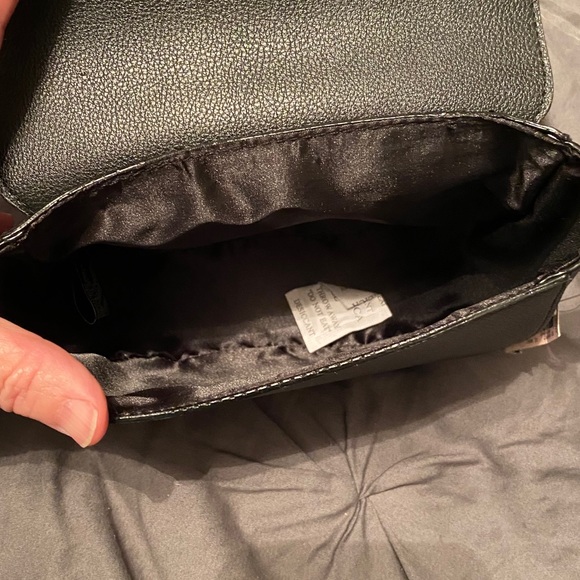 VICTORIA SECRET CROSS BODY PURSE - Picture 8 of 14